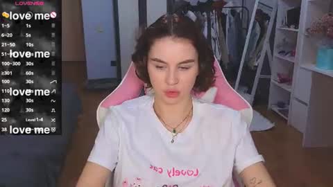 Eva online show from July 26, 1:27 pm