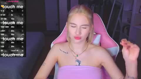 Eva online show from August 6, 4:17 pm
