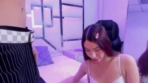 barbiegirl___ online show from August 1, 5:57 am