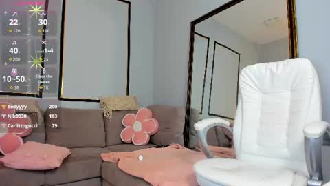 Alisa online show from August 14, 9:35 am