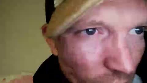 barniemay1 online show from September 1, 5:41 am