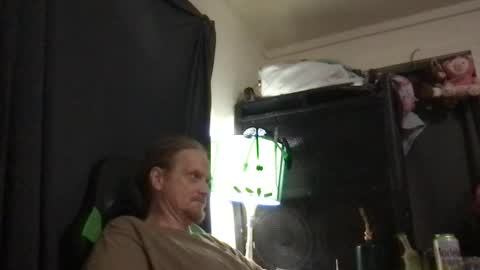barrett4200 online show from August 15, 8:24 pm