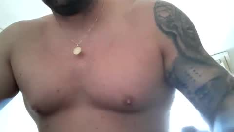 barrias23 online show from June 1, 3:48 pm