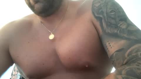 barrias23 online show from August 10, 1:01 pm