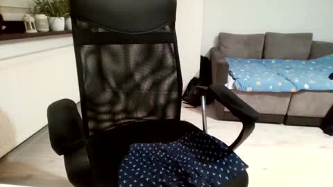 bart_1987 online show from July 27, 8:36 pm