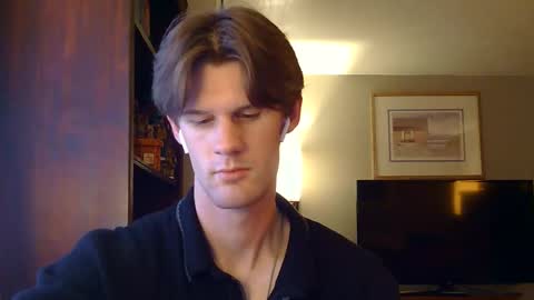 basicallyjustmee online show from May 12, 11:37 pm