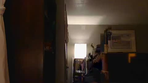 basicallyjustmee online show from May 14, 2:00 am