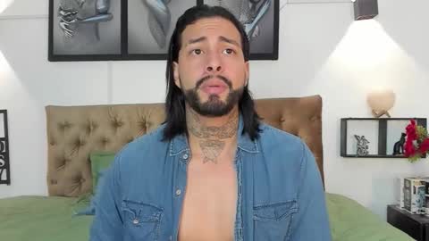 bastian_jones1 online show from February 24, 4:55 am