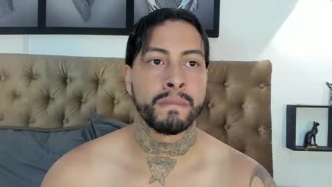 bastian_jones1 online show from April 8, 1:59 am