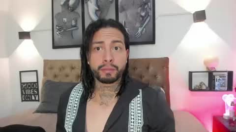 bastian_jones1 online show from August 15, 9:02 am