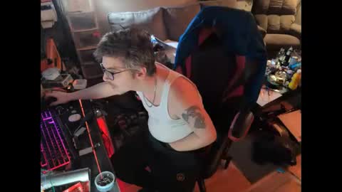 baterboy8687 online show from March 12, 7:17 am