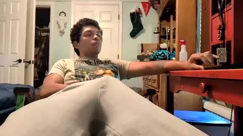 bbbbbro21 online show from July 16, 7:58 pm