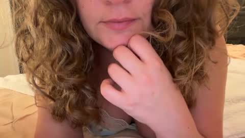 bbbecky33 online show from August 10, 10:11 pm