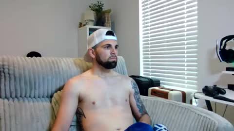 bbrandon21 online show from August 12, 3:03 pm