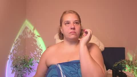Love online show from July 31, 12:44 pm