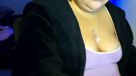 bbwroyalttty online show from June 30, 5:03 pm