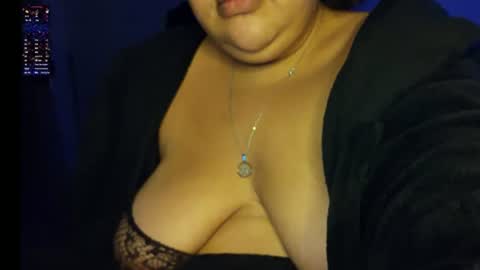 bbwroyalttty online show from July 25, 2:37 am