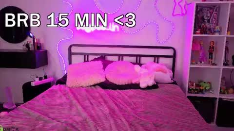 bbybee lin online show from August 4, 8:44 am