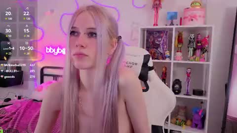 bbybee lin online show from August 7, 10:48 am
