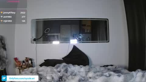 bbygirlnycole online show from August 8, 5:51 am