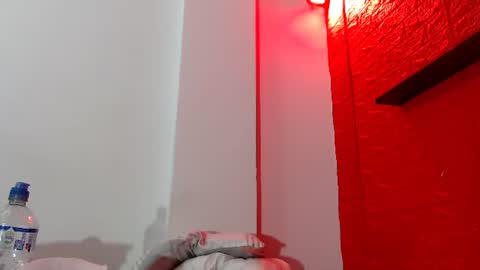 rever online show from August 9, 2:01 am