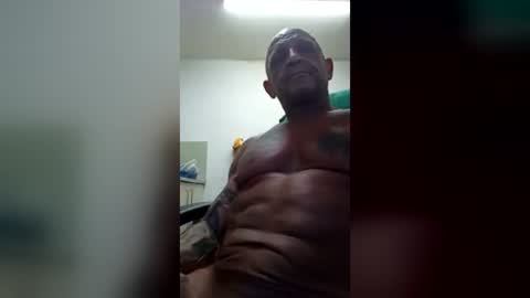 be427035 online show from July 27, 6:46 pm