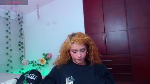 Sara  Juan online show from August 1, 2:17 am