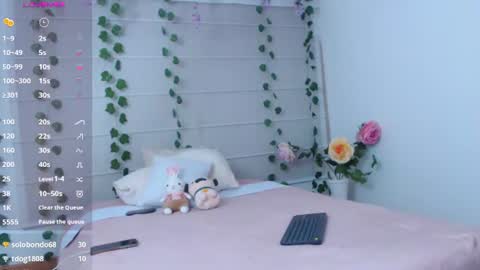 Sara  Juan online show from August 6, 8:35 am