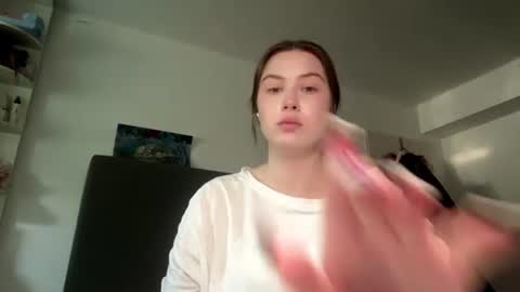 Sofia online show from August 10, 1:12 pm