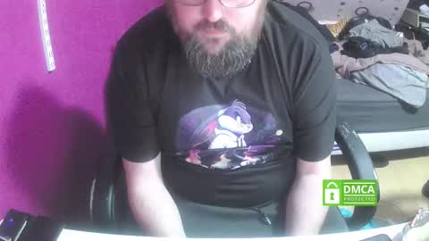 bear282667 online show from March 25, 7:20 pm