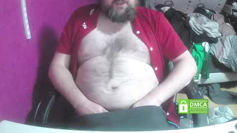 bear282667 online show from March 27, 7:53 pm