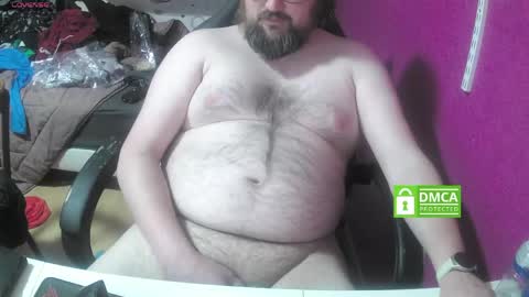 bear282667 online show from April 10, 6:03 pm