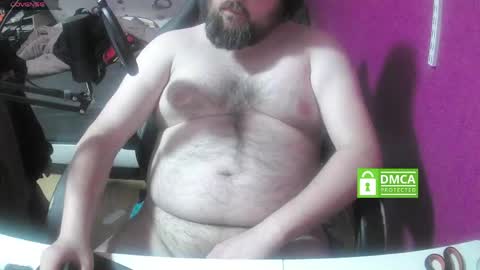 bear282667 online show from April 17, 7:34 pm