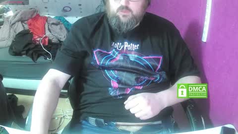 bear282667 online show from April 21, 5:38 pm