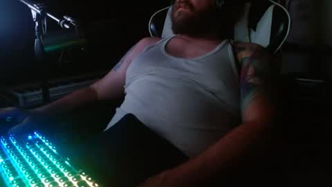 Beard Belly and Tattoos online show from July 11, 4:18 am