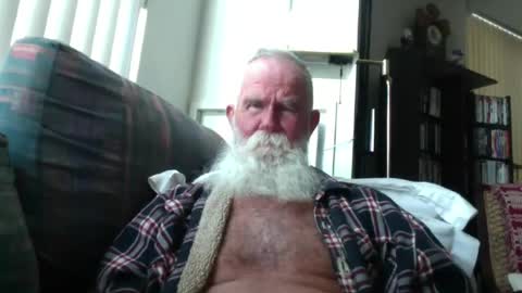 beardbushy online show from June 29, 2:31 pm