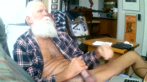beardbushy online show from July 29, 6:48 pm