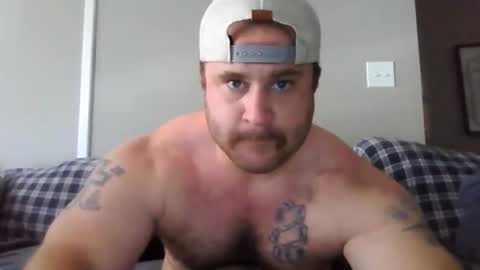 bearded4urpleasure online show from May 19, 9:04 pm