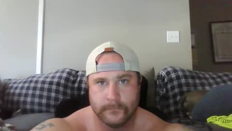 bearded4urpleasure online show from May 19, 10:21 pm