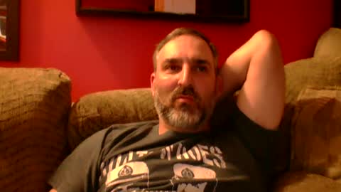 beardedambition online show from June 18, 1:49 am