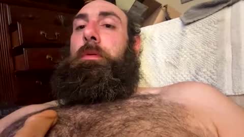 beardedluver online show from June 9, 5:47 am