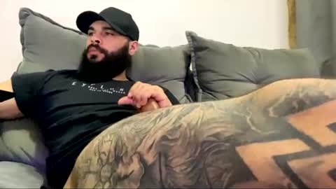 Max online show from August 8, 10:37 am