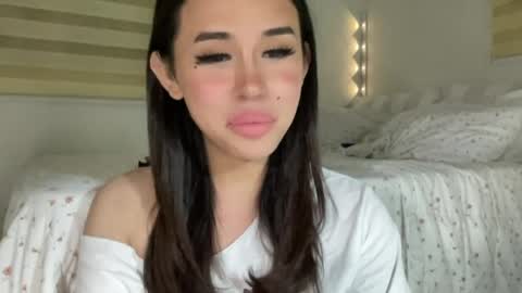 Sweet Aya online show from August 9, 7:59 pm
