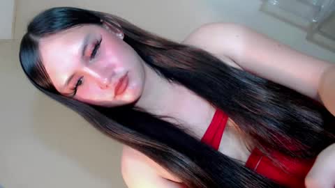 chellse marie online show from August 18, 4:40 am