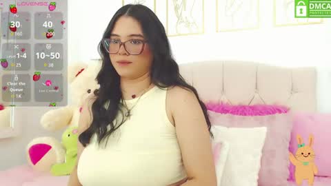 beautty_pink online show from June 2, 8:12 pm