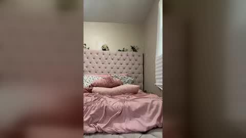 Beauty online show from August 6, 7:35 pm