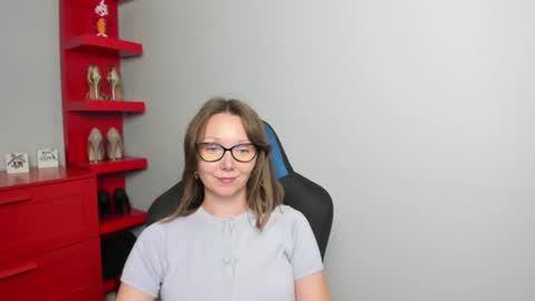 Zoe online show from August 7, 10:26 am