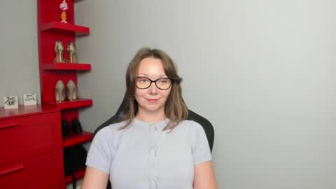 Zoe online show from August 7, 11:32 am