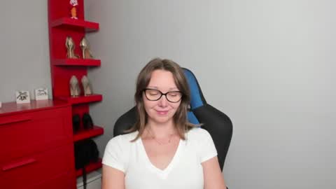 Zoe online show from August 11, 6:15 am