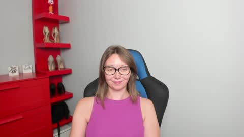 Zoe online show from August 14, 8:51 am